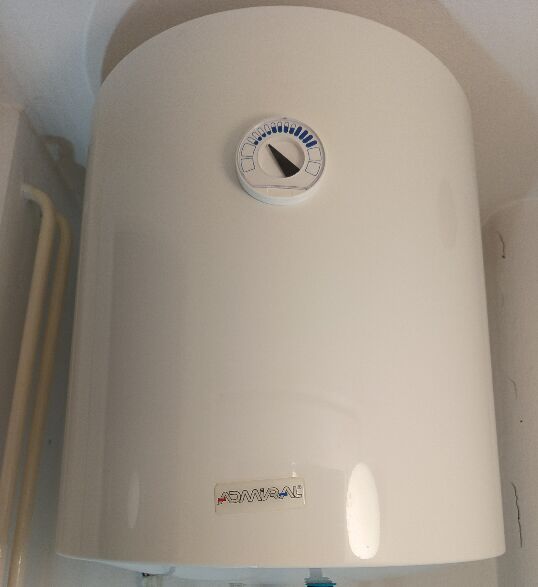 Bojler Admiral NTS 50 – izgled modela