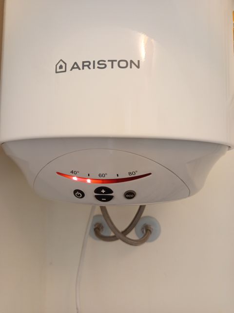 Bojler Ariston PRO ECO EVO 65 V SLIM 1.8K EU – izgled modela