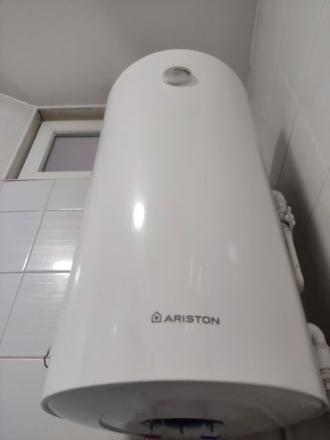Bojler Ariston PRO R 100 VTD 1.8K EU – izgled modela