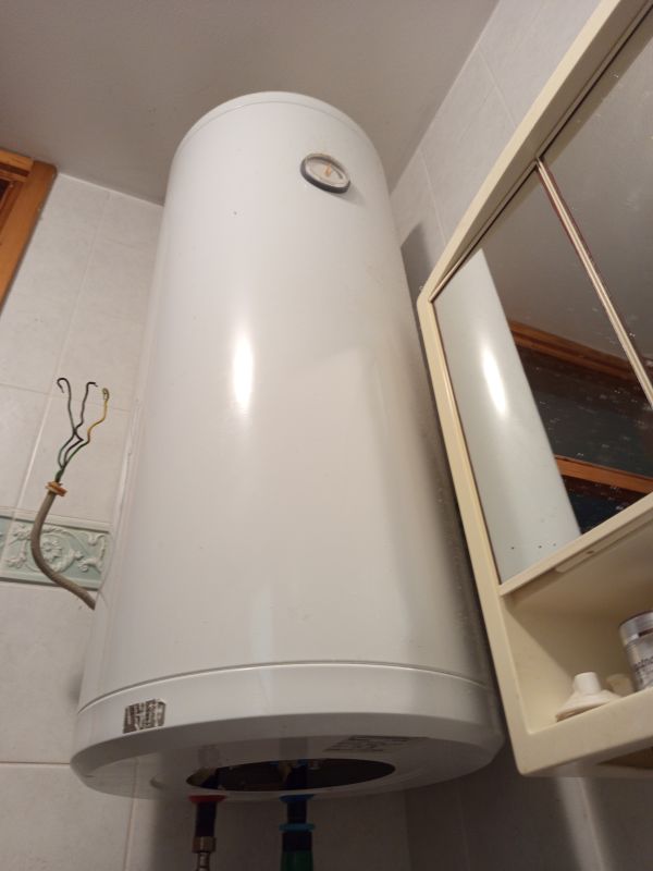 Bojler Terma TEV80S – izgled modela